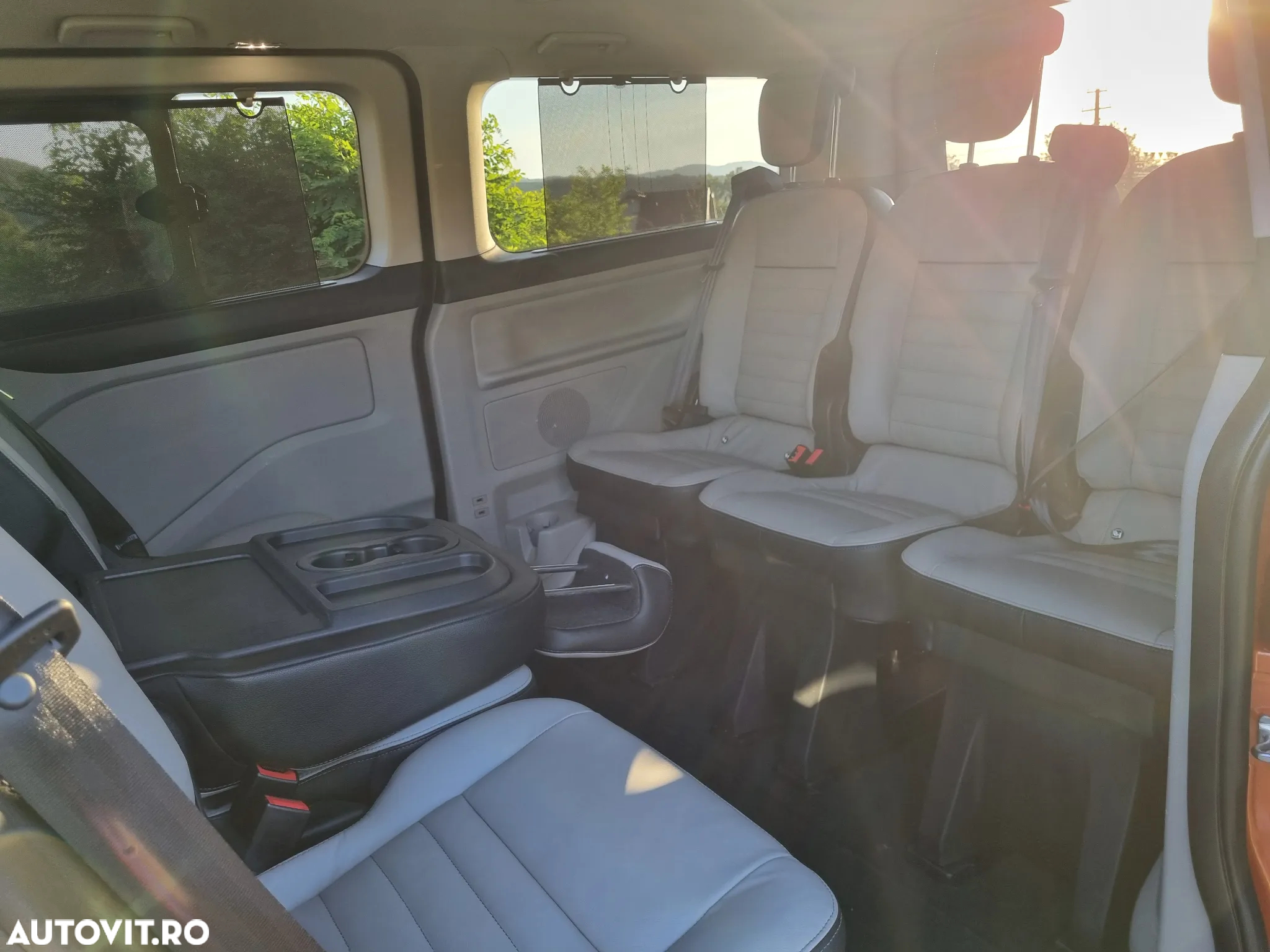 Ford Tourneo Custom 310 L1H1 VA Autm. Titanium - 4