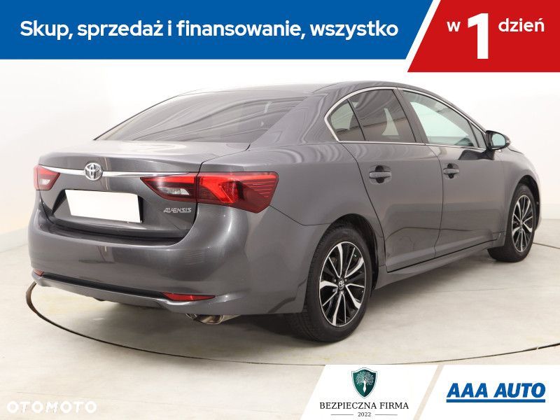 Toyota Avensis - 7