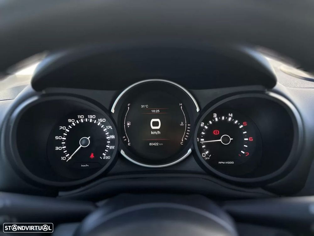 Fiat 500L 1.3 MJ City Cross J17 - 25