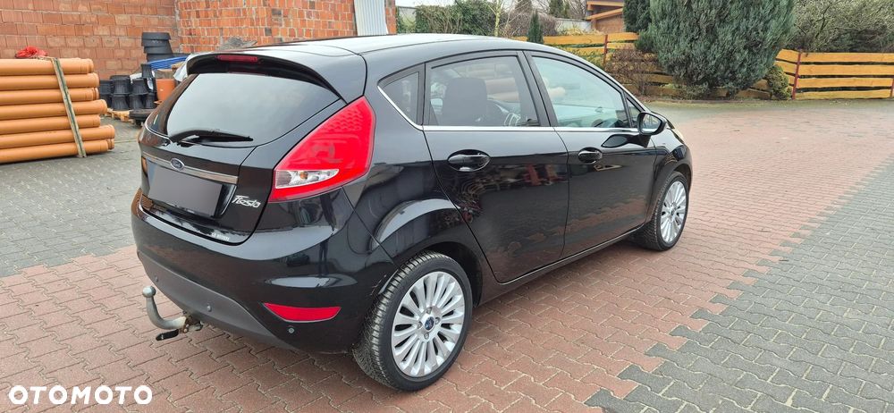 Ford Fiesta - 4