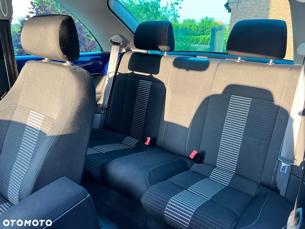 Volkswagen New Beetle 1.9 TDI DPF United - 23