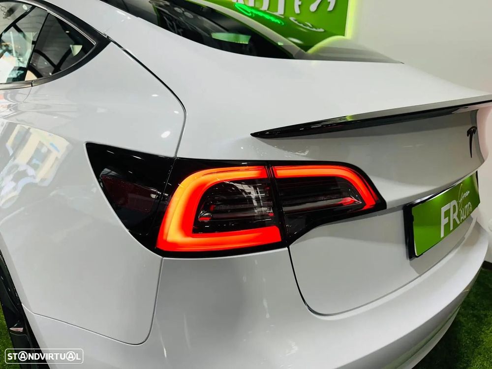 Tesla Model 3 Standard RWD - 23