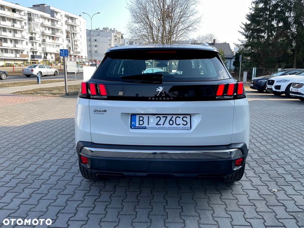 Peugeot 3008 1.2 PureTech GPF Allure S&S EAT8 - 14