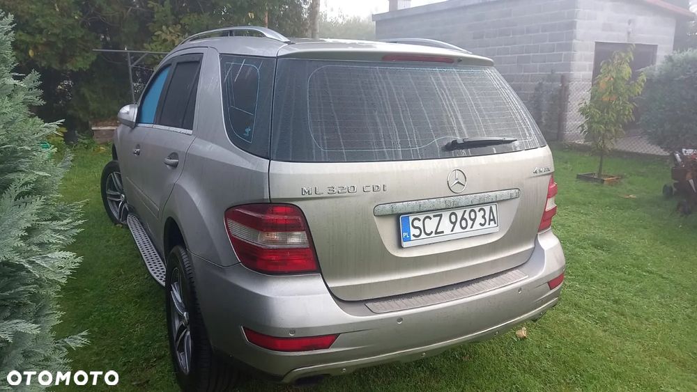 Mercedes-Benz ML - 5