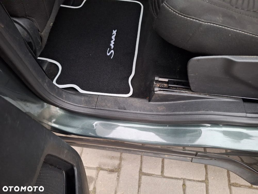 Ford S-Max 2.0 TDCi Titanium - 21