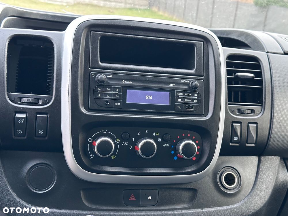 Renault Trafic - 13
