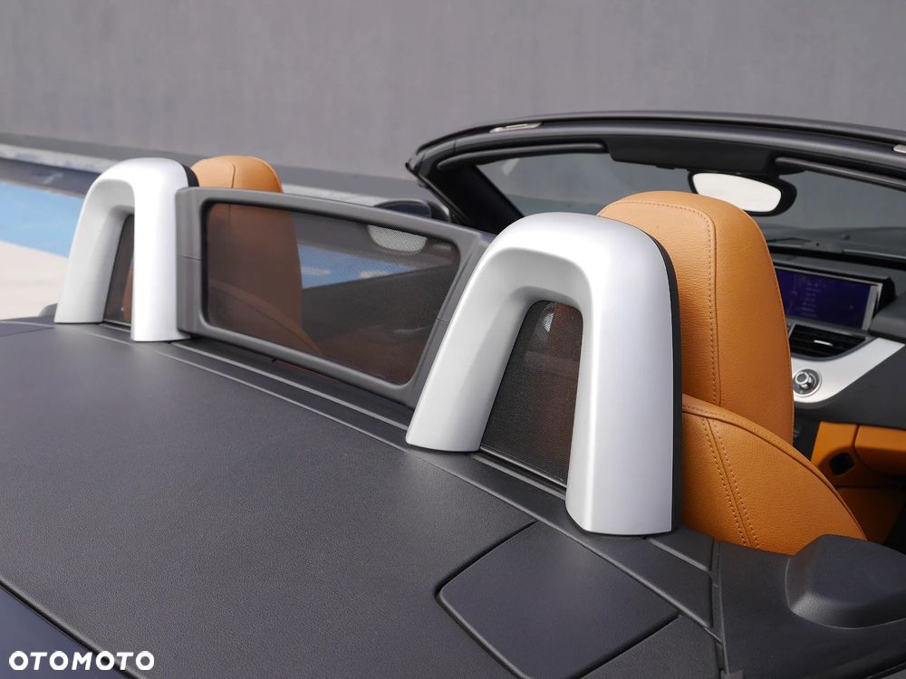 BMW Z4 sDrive20i - 38