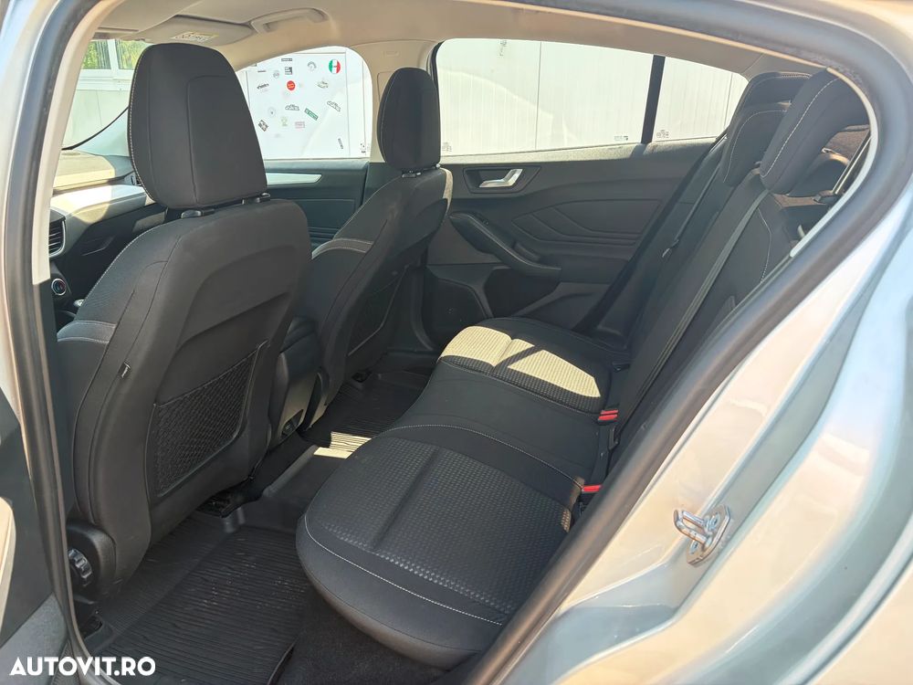 Ford Focus 1.0 EcoBoost Trend Edition - 30
