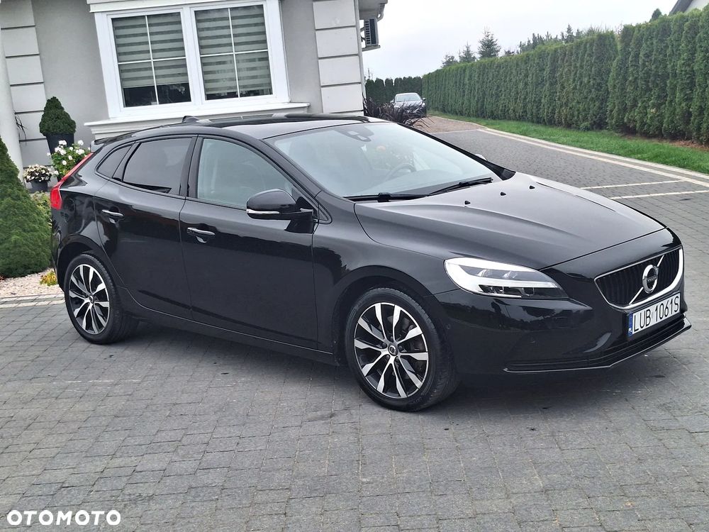 Volvo V40 2018 photo 2