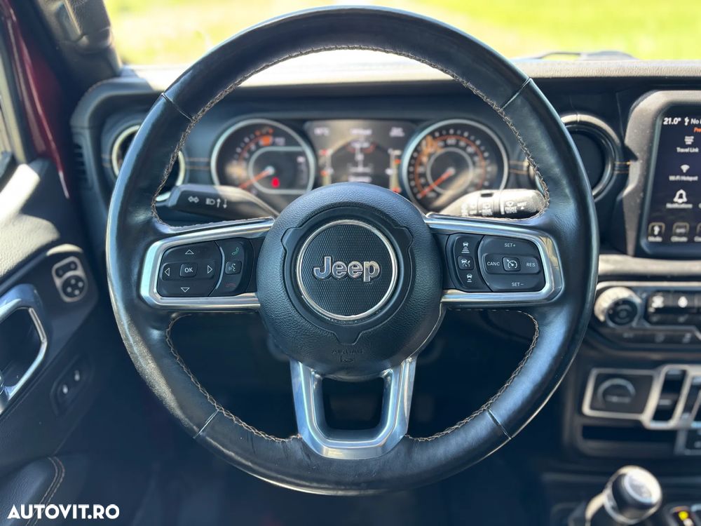 Jeep Wrangler - 11
