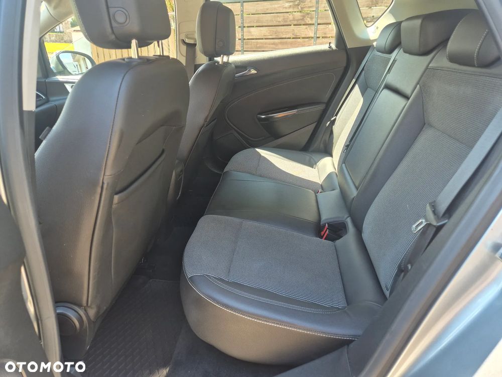 Opel Astra 1.4 Turbo Cosmo - 18