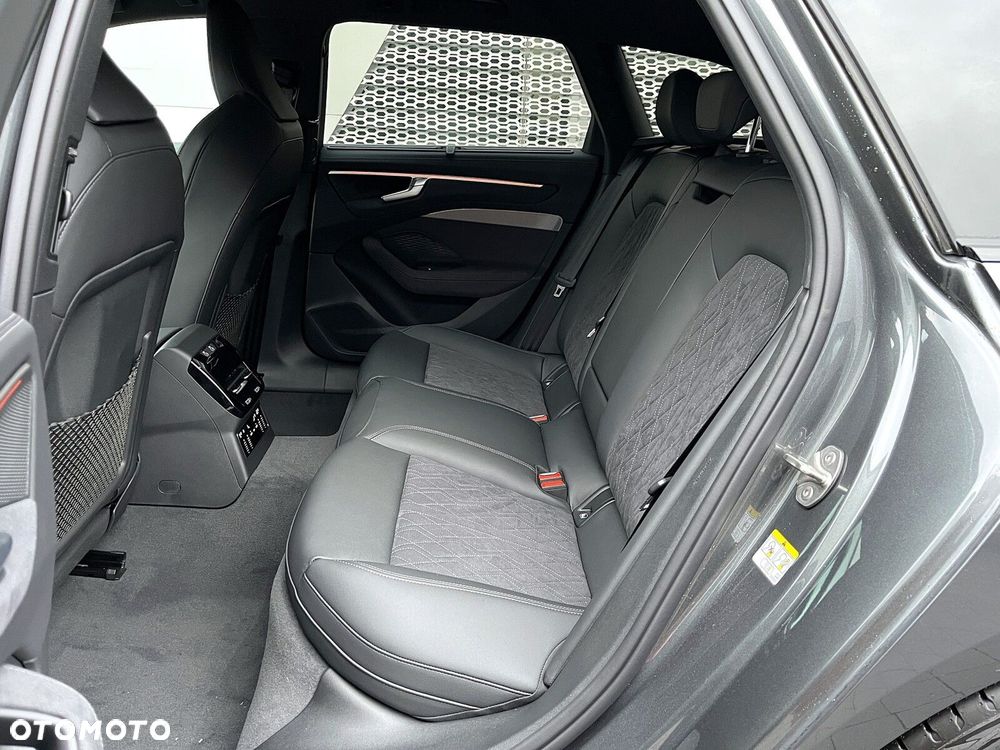 Audi A6 Avant - 18