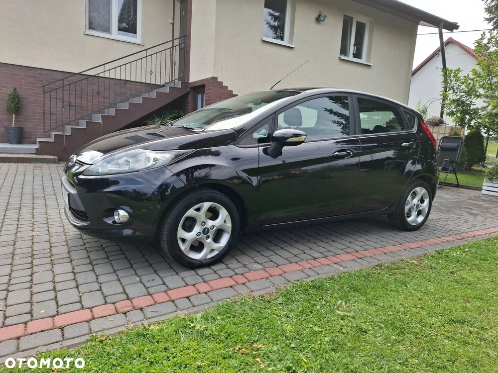Ford Fiesta 1.25 Champions Edition - 1
