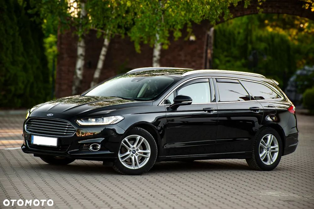 Ford Mondeo 2.0 TDCi STart-Stopp PowerShift-Aut Titanium - 4