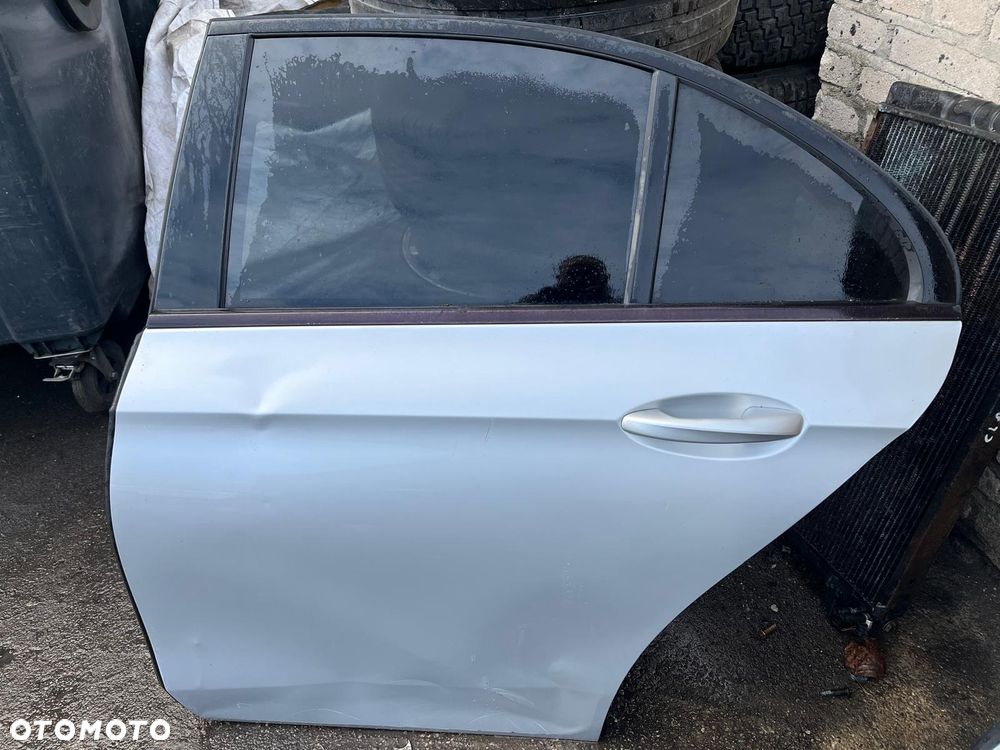 Drzwi tylne lewe kompletne kod 775 Iridium Silber Mercedes Bez E Klasa W213 - 1