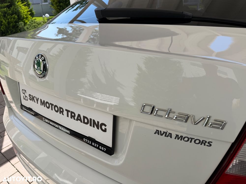 Skoda Octavia 1.6 TDI AMBITION - 8