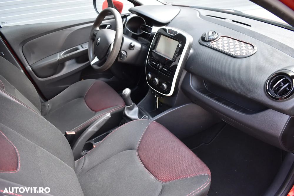 Renault Clio (Energy) dCi 90 Bose Edition - 9