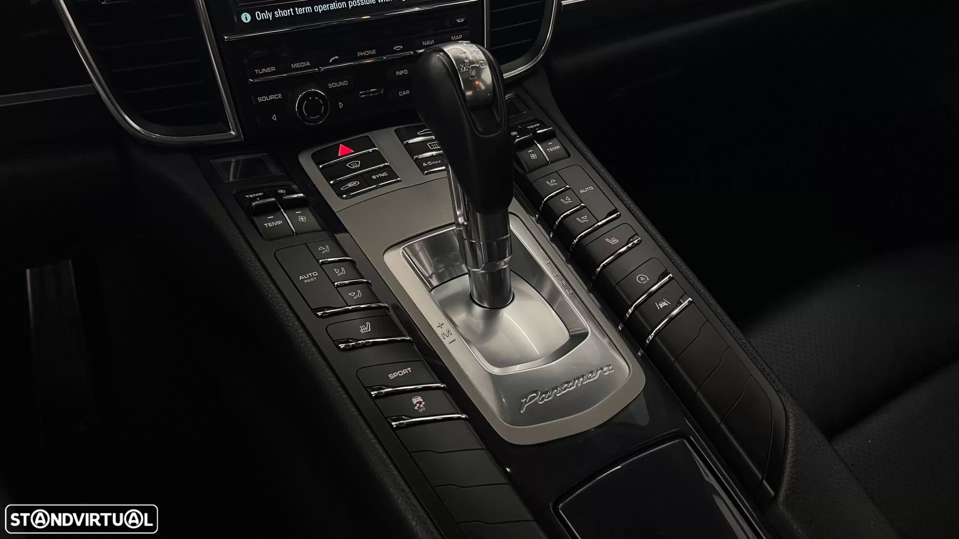 Porsche Panamera Diesel Platinum Edition - 28