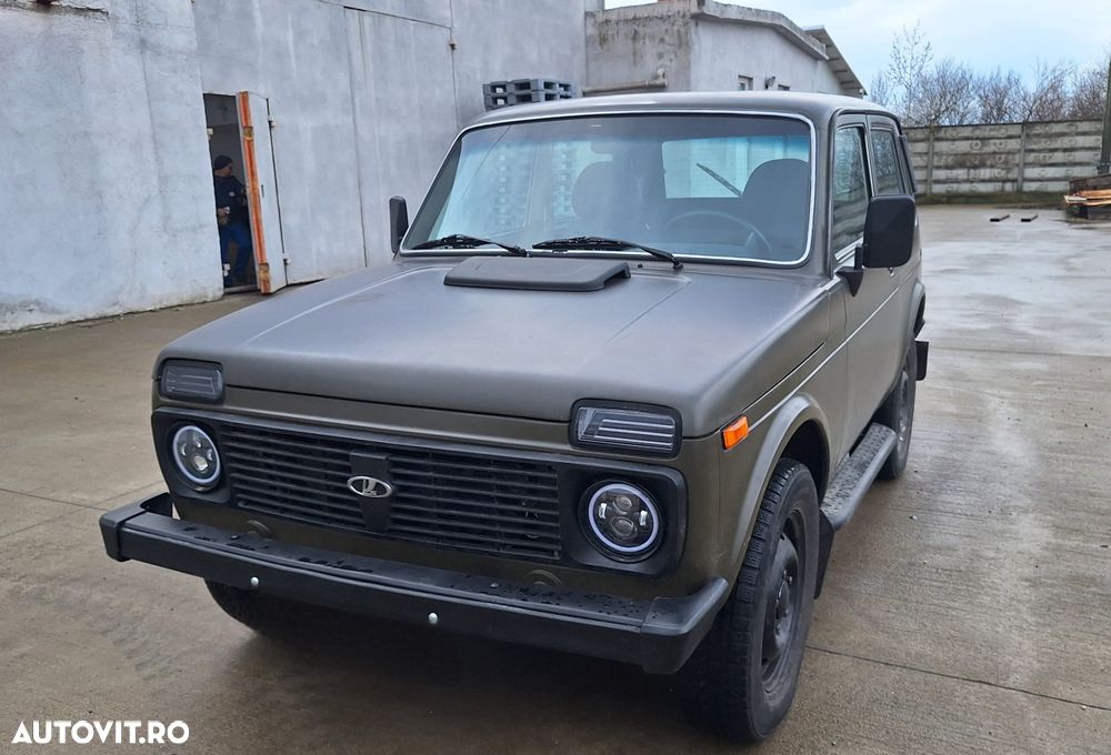 Lada Niva 1.7 4x4 - 3