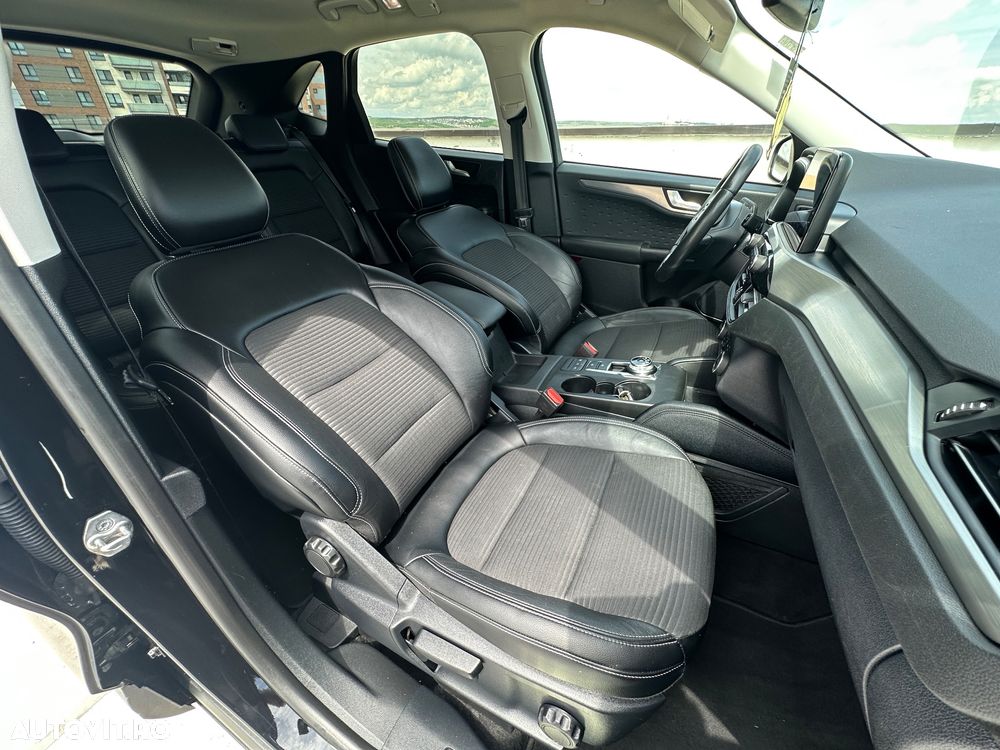 FORD Kuga 2020 — imagine 10