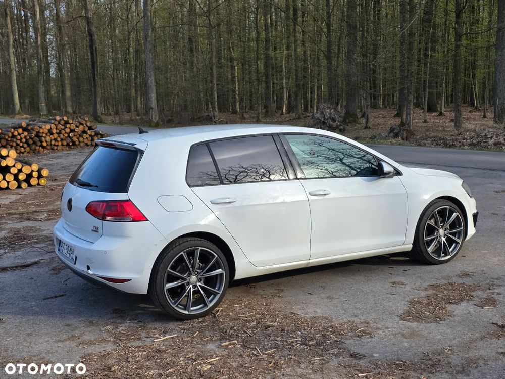 Volkswagen Golf 1.6 TDI DPF BlueMotion - 2