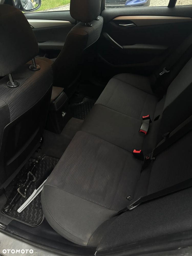 BMW X1 sDrive18d xLine - 6