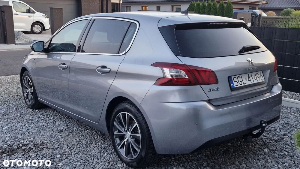 Peugeot 308 - 16