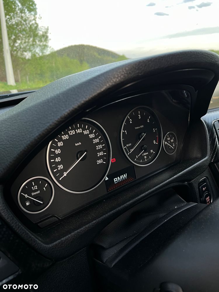 BMW Seria 3 320d Efficient Dynamics Edition - 15