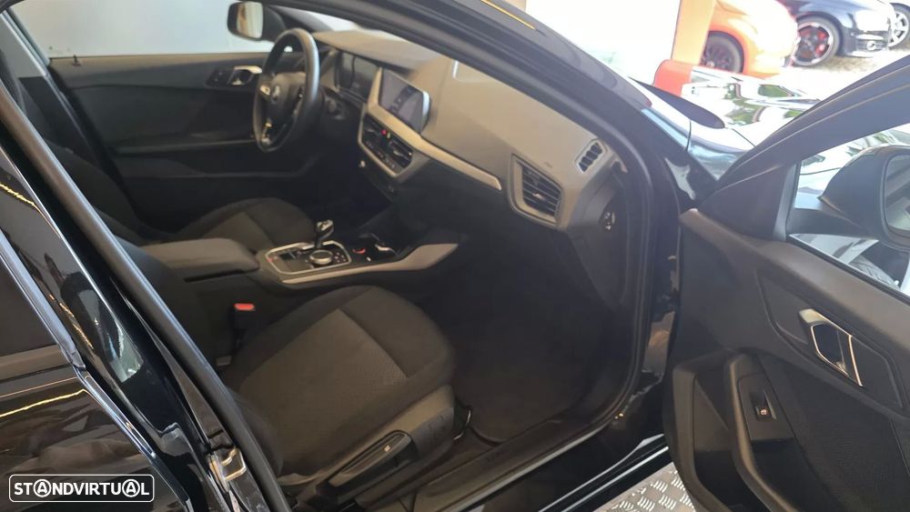 BMW 116 d Advantage Auto - 43