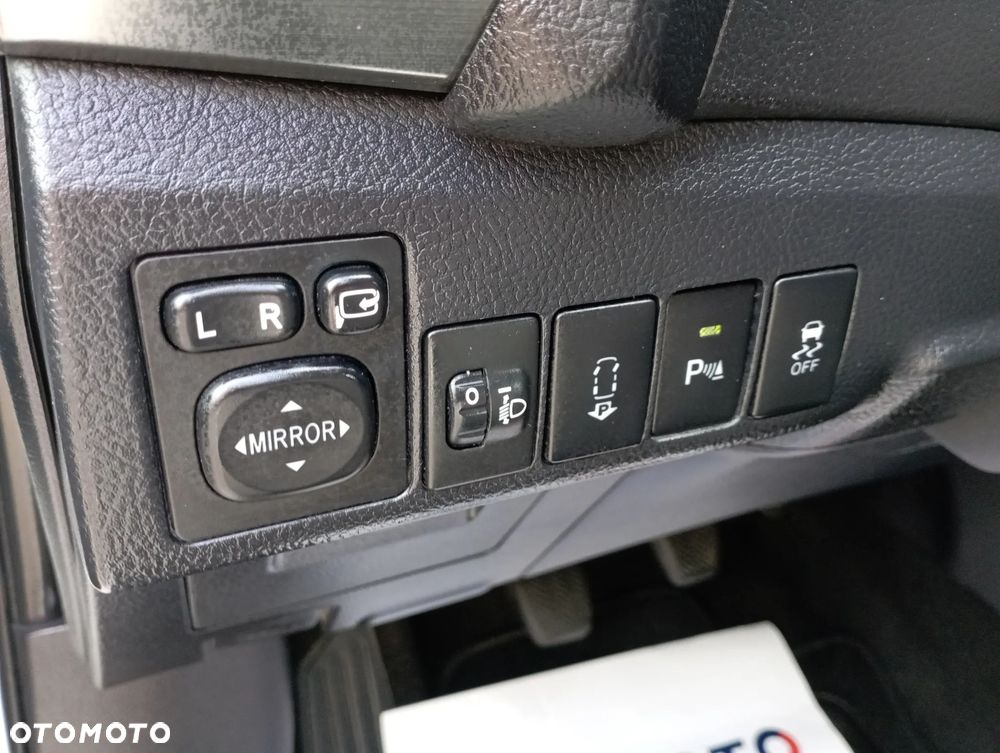 Toyota Auris 1.6 Valvematic START Edition - 17