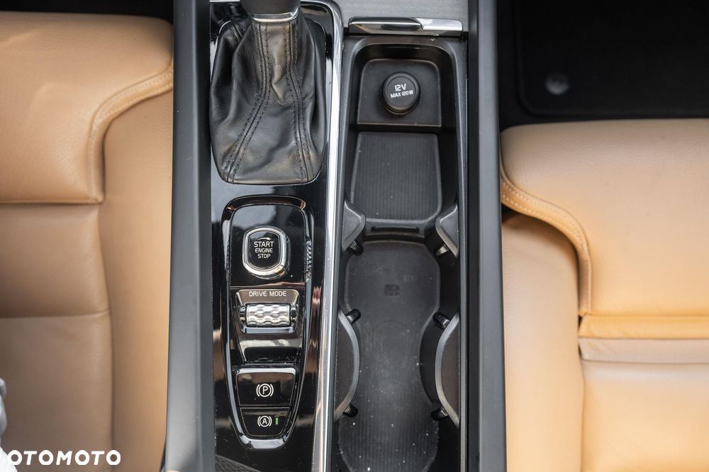 Volvo S60 T6 AWD Geartronic Summum - 24