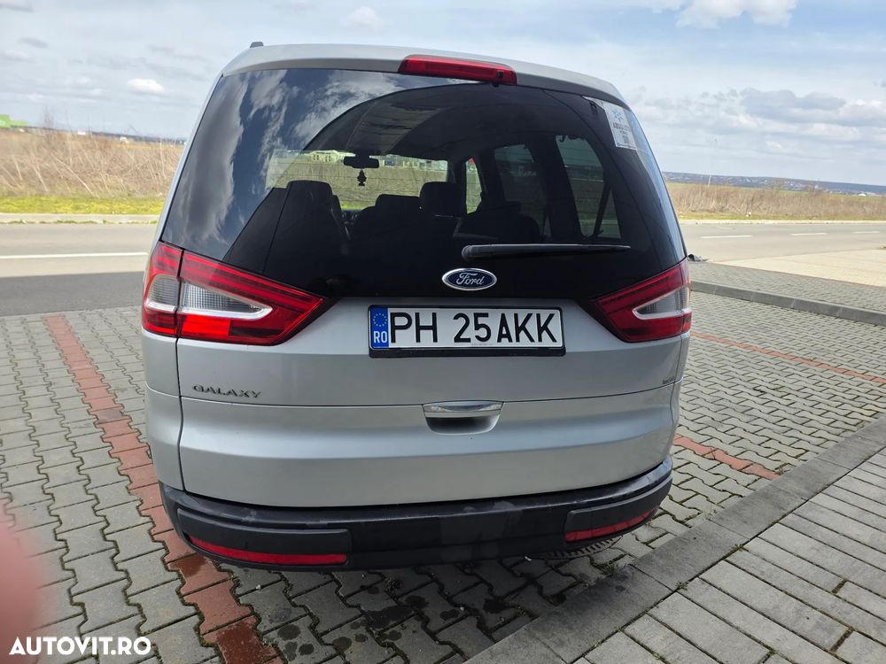 Ford Galaxy 2.0 TDCi Powershift Titanium - 9