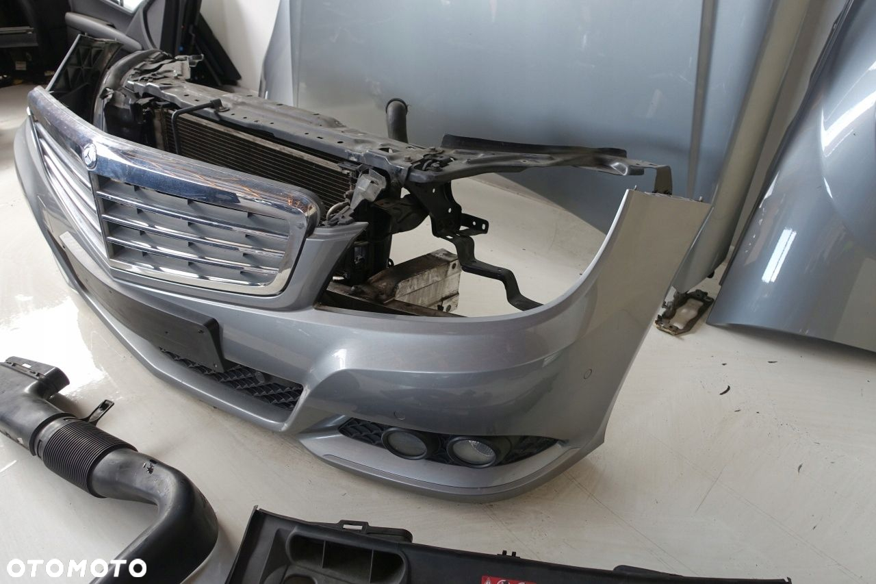 Mercedes w204 przód maska zderzak pas 2.2 792 LIFT - 4
