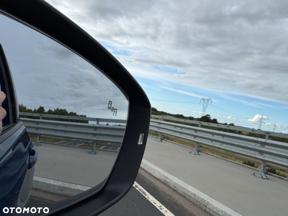 Volkswagen T-Cross 1.0 TSI - 27