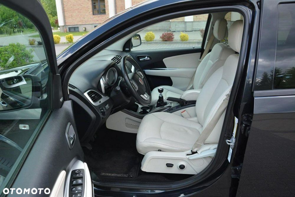 Fiat Freemont 2.0 Multijet Lounge - 15