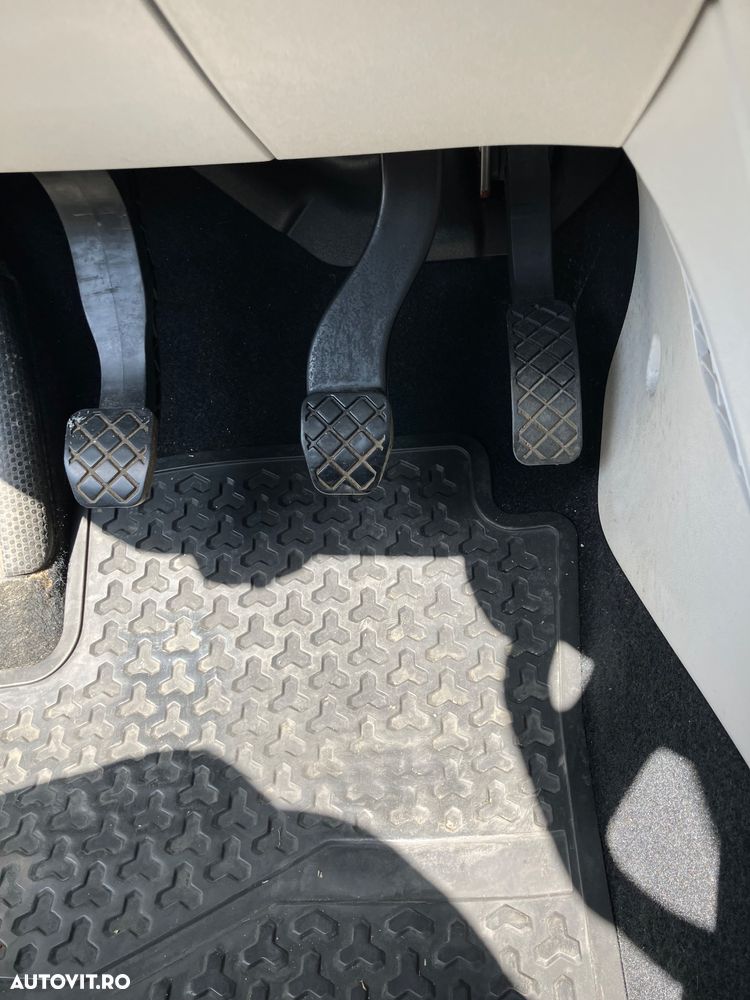 Volkswagen up! 1.0 Move - 13