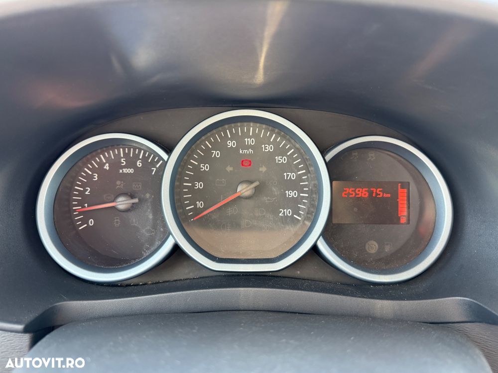 Dacia Lodgy 1.5 dCi 90 CP Stepway - 19