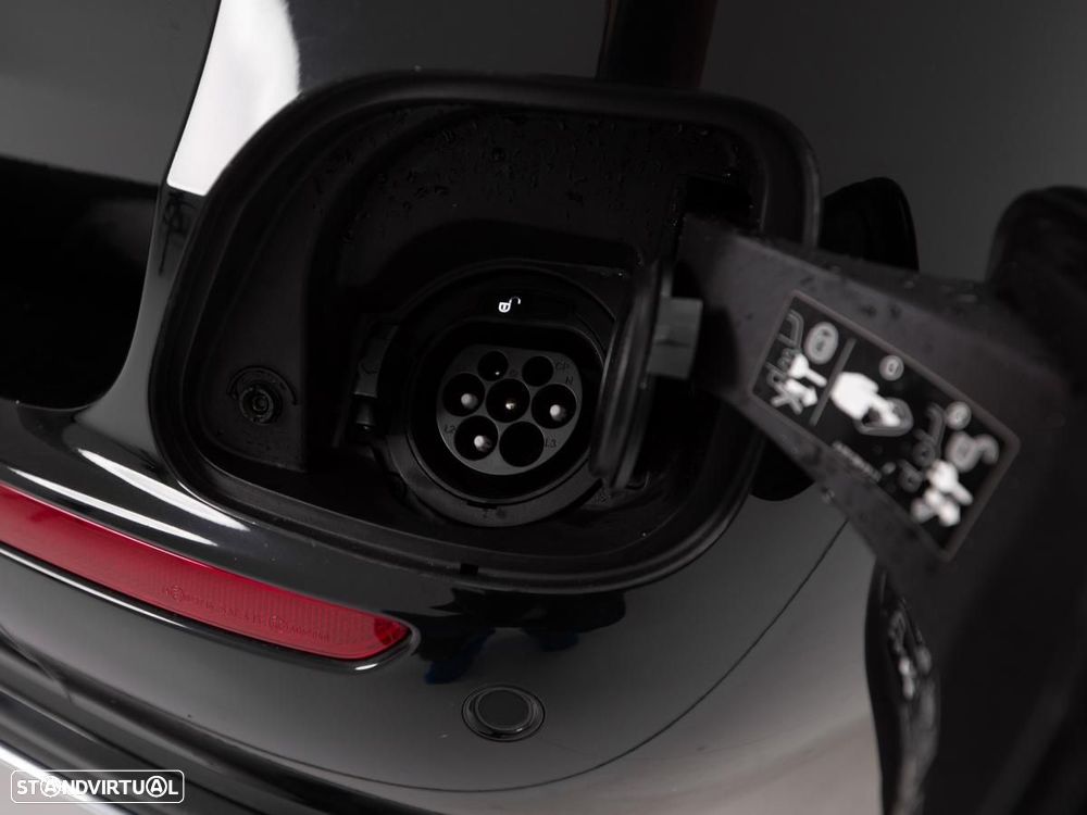 Mercedes-Benz E 300 de 9G-TRONIC Exclusive - 14