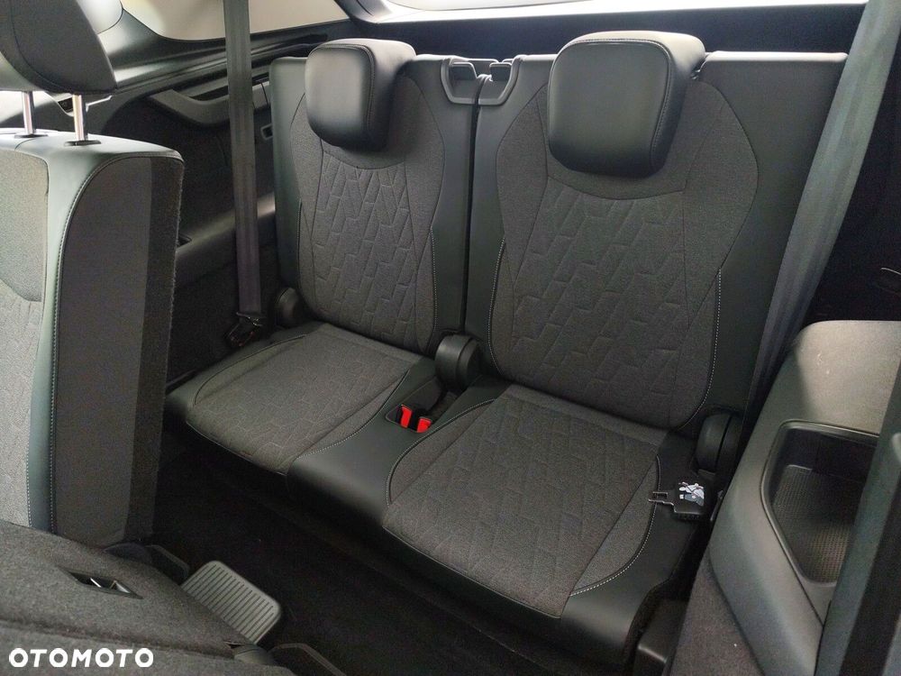 Volkswagen Tayron 2.0 TDI SCR 4Mot Elegance DSG - 14