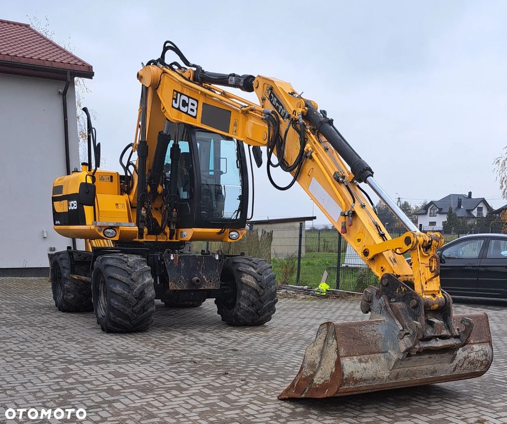 JCB JS145w - 1