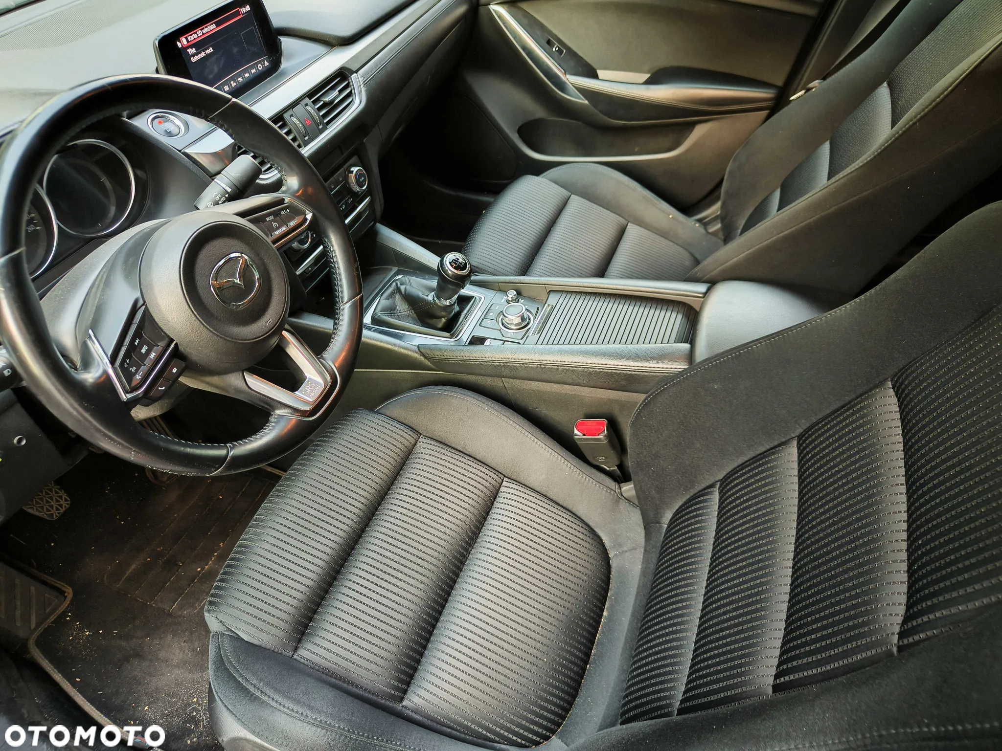 Mazda 6 - 12