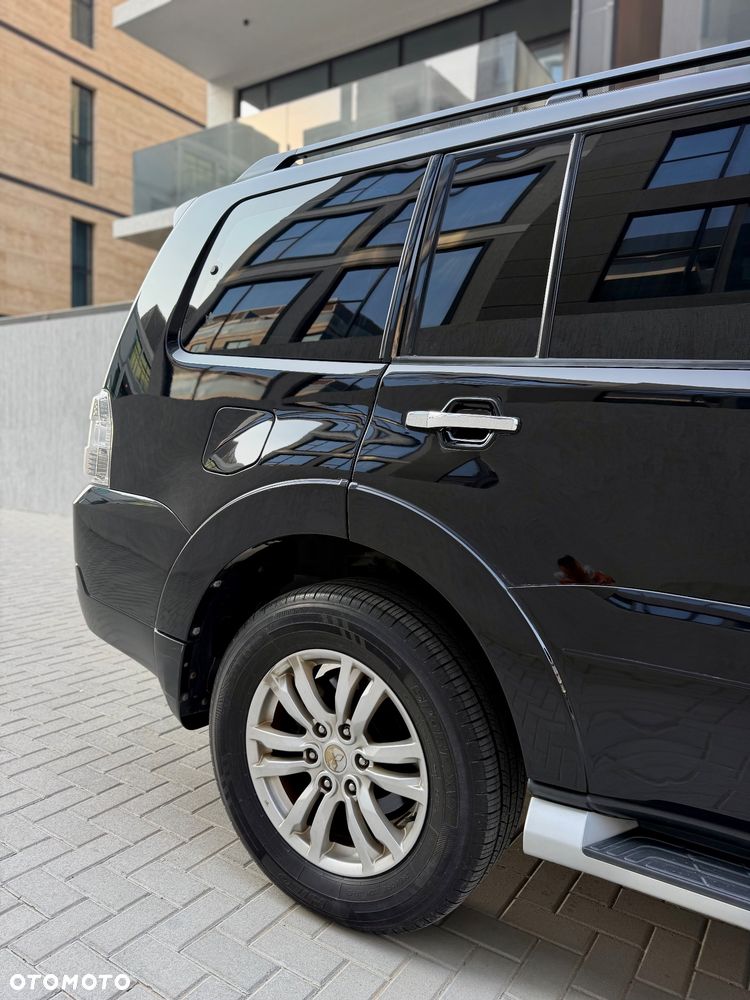 Mitsubishi Pajero 3.2 DID Limited Edition Tech - 13