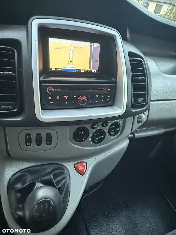Renault Trafic - 8