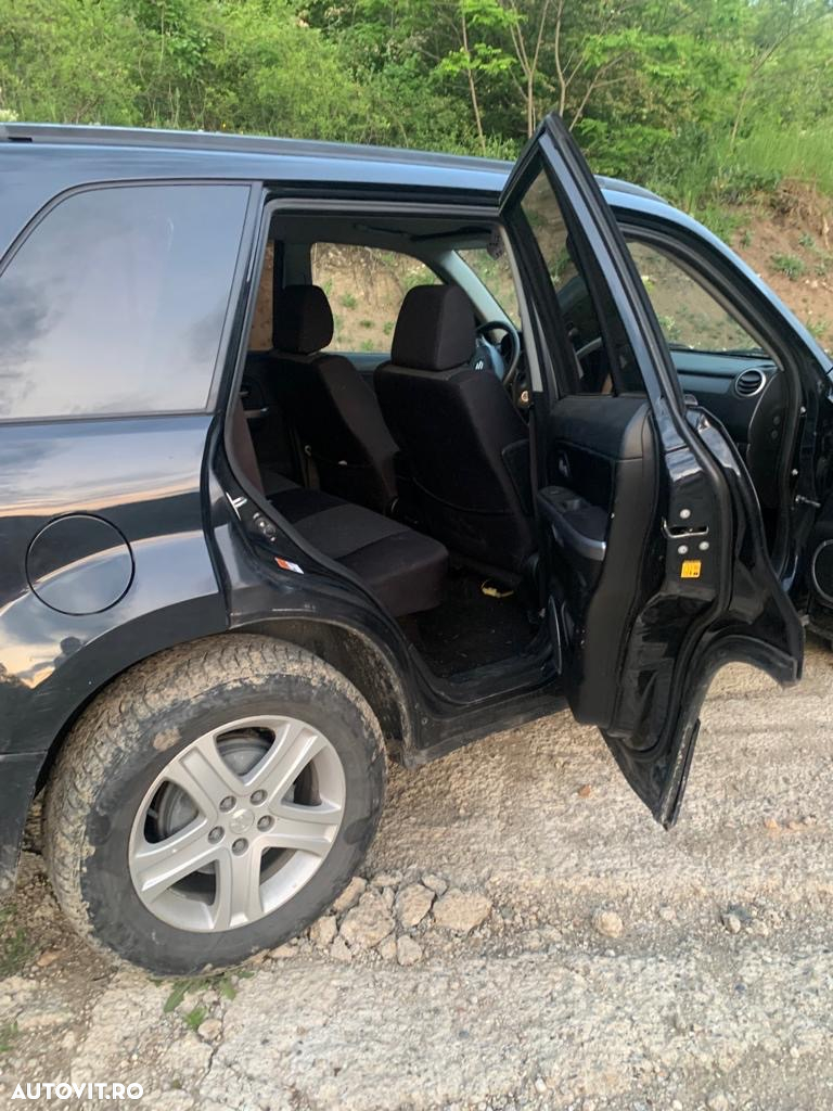 Suzuki Grand Vitara 1.9 DDiS Comfort + DPF - 7