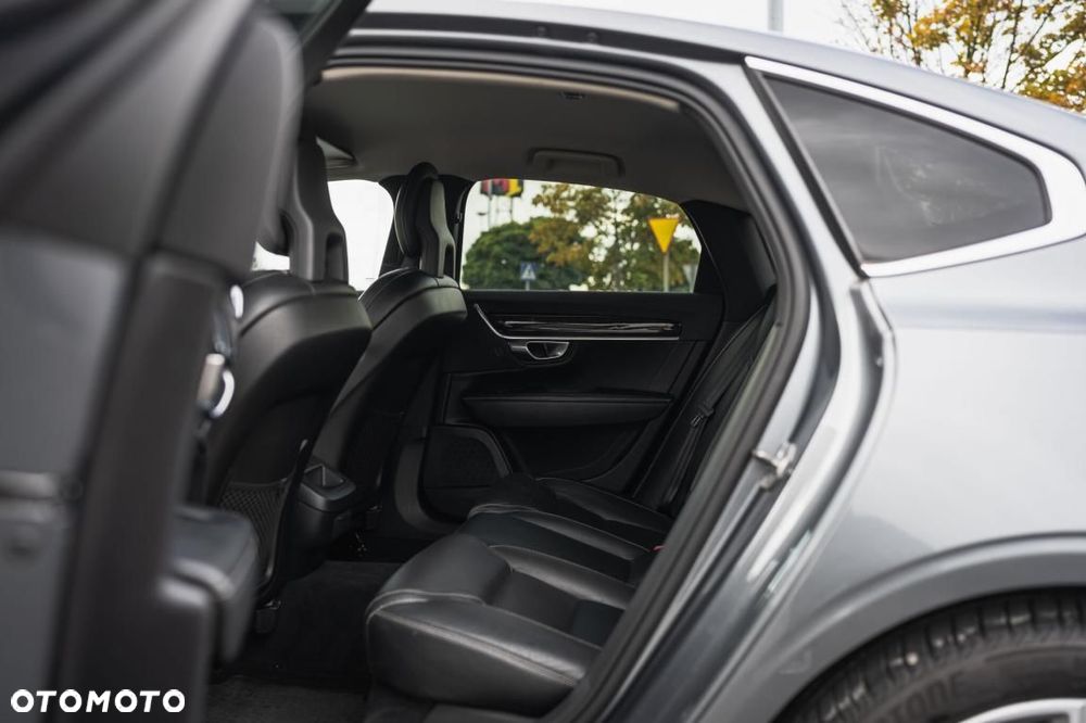 Volvo S90 - 27