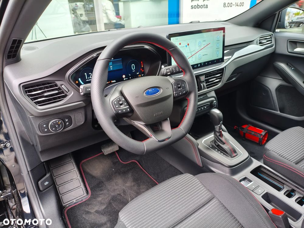 Ford Focus 1.0 EcoBoost mHEV ST-Line X - 15