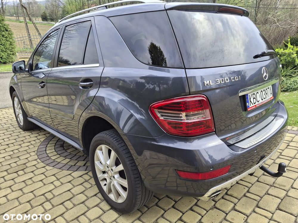 Mercedes-Benz ML - 7