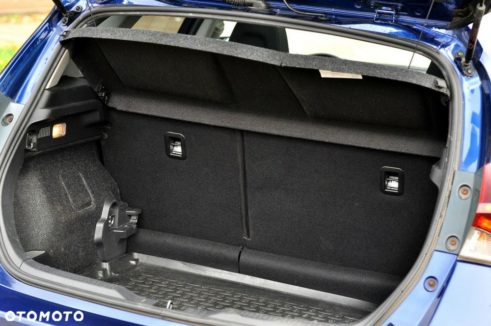 Toyota Auris - 39