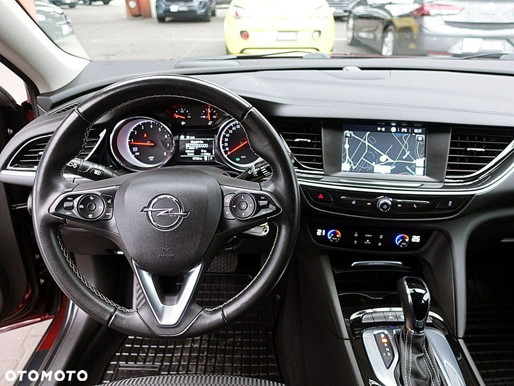 Opel Insignia - 21