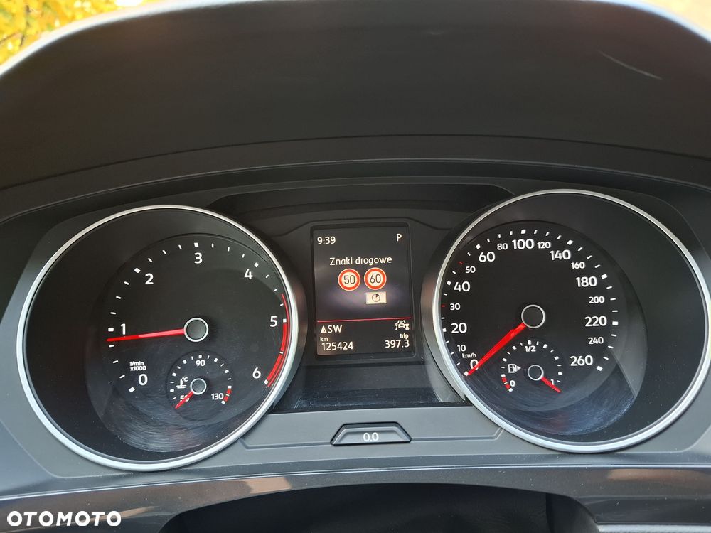 Volkswagen Tiguan - 25